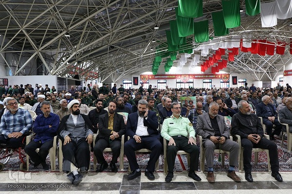 مراسم گرامیداشت شهید عباس نیلوفروشان در اصفهان