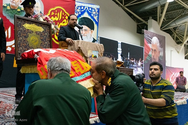 بزرگداشت هفتمین روز خاکسپاری شهید نیلفروشان در اصفهان