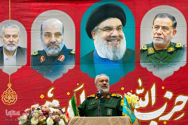 بزرگداشت هفتمین روز خاکسپاری شهید نیلفروشان در اصفهان