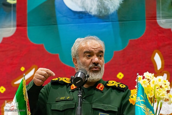 بزرگداشت هفتمین روز خاکسپاری شهید نیلفروشان در اصفهان