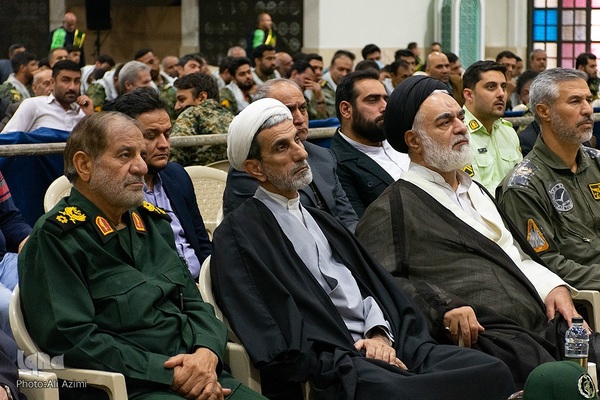 بزرگداشت هفتمین روز خاکسپاری شهید نیلفروشان در اصفهان