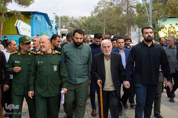 بزرگداشت هفتمین روز خاکسپاری شهید نیلفروشان در اصفهان