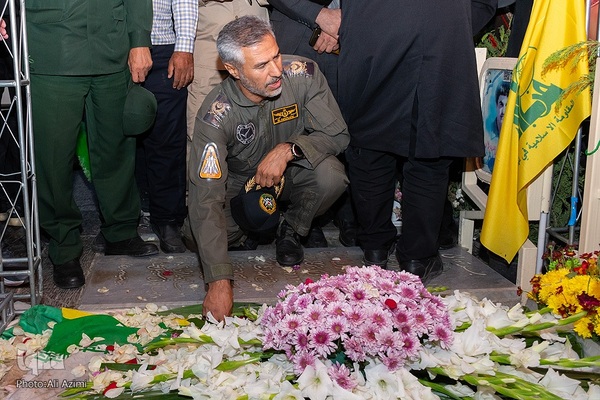 بزرگداشت هفتمین روز خاکسپاری شهید نیلفروشان در اصفهان