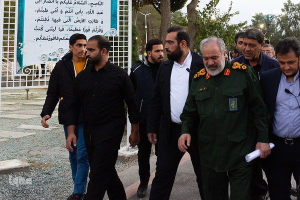 بزرگداشت هفتمین روز خاکسپاری شهید نیلفروشان در اصفهان