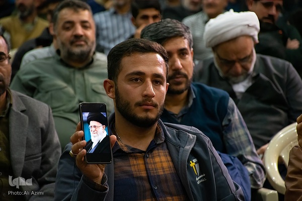 اصفهان همدل با مقاومت