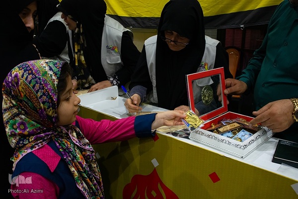 اصفهان همدل با مقاومت