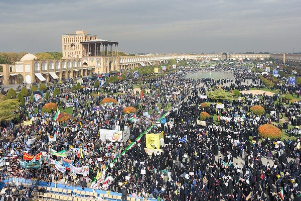 راهپیمایی یوم‌الله ۱۳ آبان در اصفهان