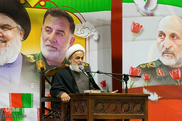 مراسم چهلم شهدای مقاومت در اصفهان