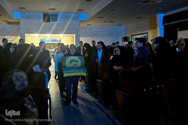 اختتامیه چهل‌ودومین مسابقات قرآن، عترت و نماز دانش‌آموزی در کاشان