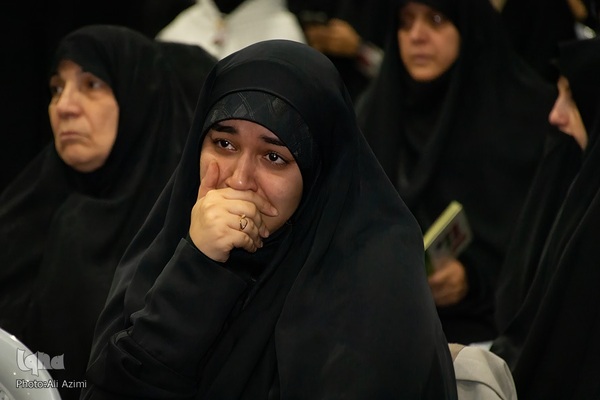 مراسم چهلم شهید نیلفروشان در اصفهان