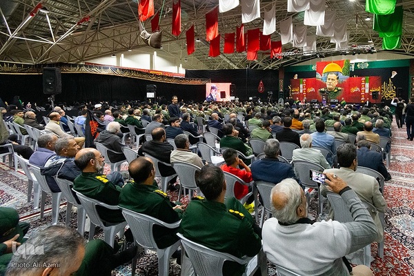 مراسم چهلم شهید نیلفروشان در اصفهان