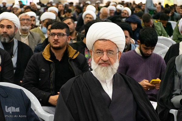 اجلاس شهدای روحانی و مساجد استان اصفهان