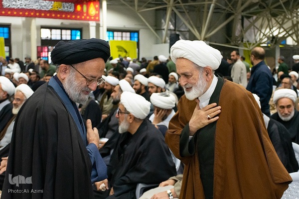 اجلاس شهدای روحانی و مساجد استان اصفهان