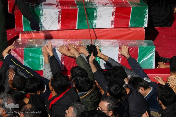 بدرقه کاروان اهالی بهشت در اصفهان