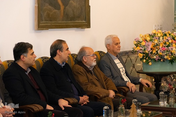 آیین تبریک سال نوی میلادی در اصفهان