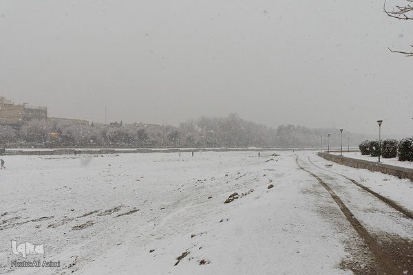 اصفهان در آغوش زمستان