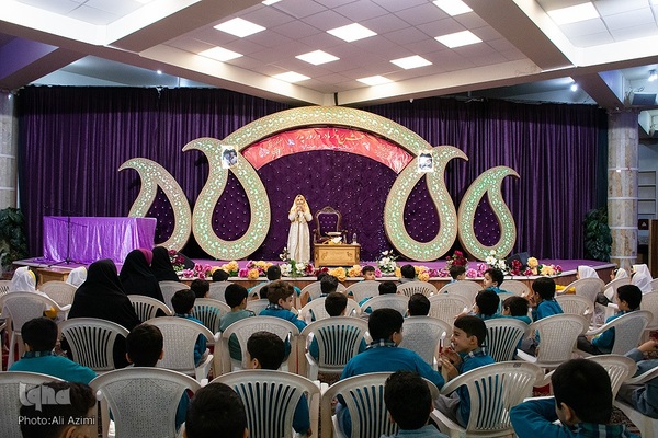 ویژه‌برنامه مؤسسه ثامن‌الائمه (ع) به‌مناسبت روز پدر و مادر