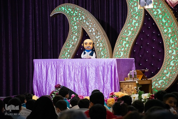 ویژه‌برنامه مؤسسه ثامن‌الائمه (ع) به‌مناسبت روز پدر و مادر