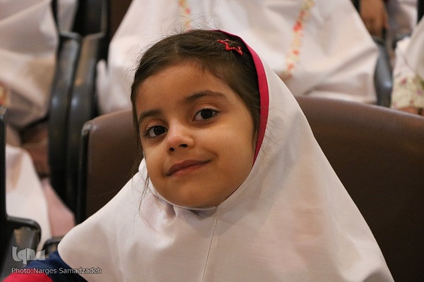 جشن نماز قرآن‌آموزان جامعة‌القرآن اصفهان