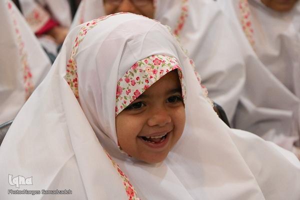 جشن نماز قرآن‌آموزان جامعة‌القرآن اصفهان