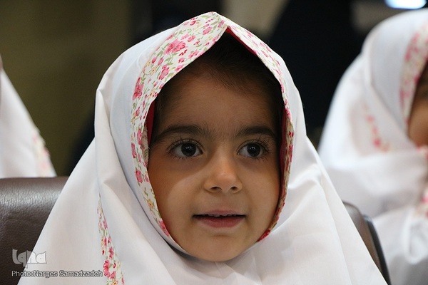 جشن نماز قرآن‌آموزان جامعة‌القرآن اصفهان