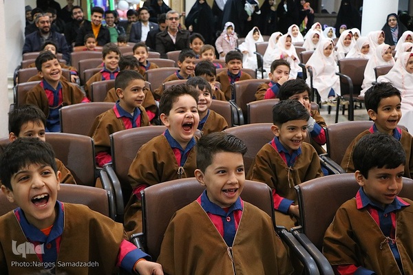 جشن نماز قرآن‌آموزان جامعة‌القرآن اصفهان
