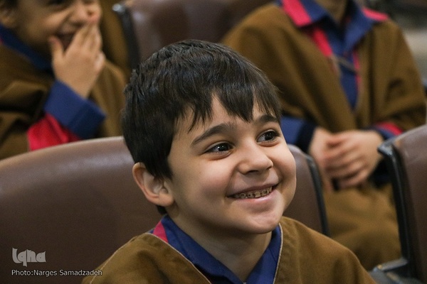 جشن نماز قرآن‌آموزان جامعة‌القرآن اصفهان