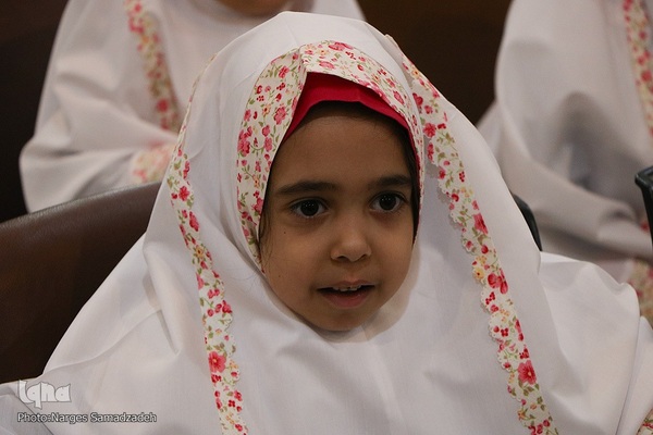 جشن نماز قرآن‌آموزان جامعة‌القرآن اصفهان