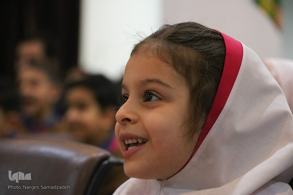 جشن نماز قرآن‌آموزان جامعة‌القرآن اصفهان