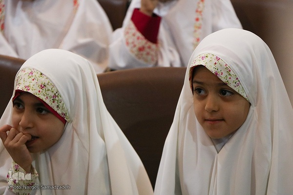 جشن نماز قرآن‌آموزان جامعة‌القرآن اصفهان
