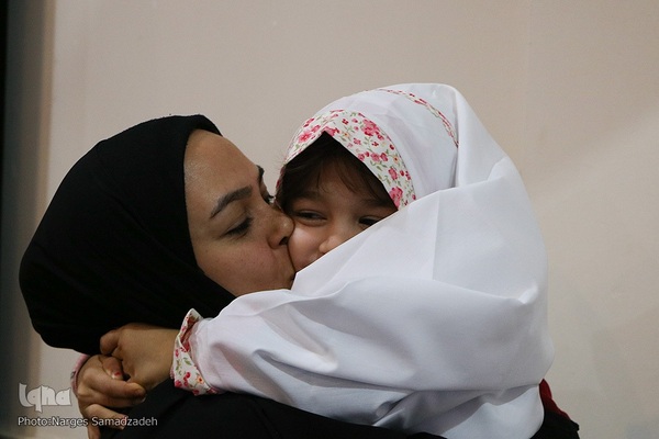 جشن نماز قرآن‌آموزان جامعة‌القرآن اصفهان