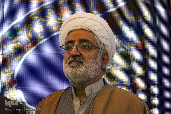 جشن نماز قرآن‌آموزان جامعة‌القرآن اصفهان