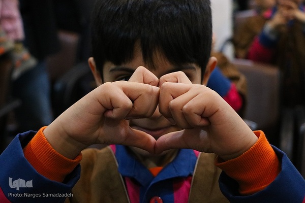 جشن نماز قرآن‌آموزان جامعة‌القرآن اصفهان