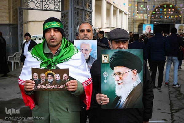 راهپیمایی نمازگزاران اصفهانی به شکرانه پیروزی مقاومت