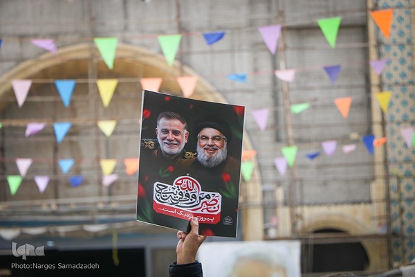 راهپیمایی نمازگزاران اصفهانی به شکرانه پیروزی مقاومت