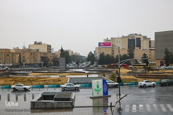 نصف جهان بارانی