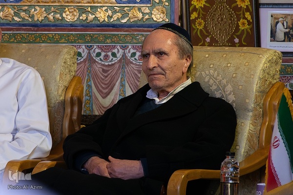 دیدار استاندار اصفهان با پیشوایان مذهبی ادیان توحیدی