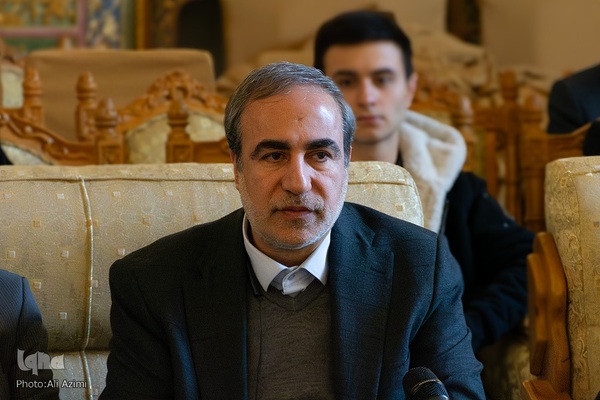 دیدار استاندار اصفهان با پیشوایان مذهبی ادیان توحیدی