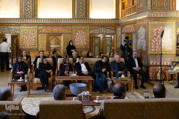 دیدار استاندار اصفهان با پیشوایان مذهبی ادیان توحیدی