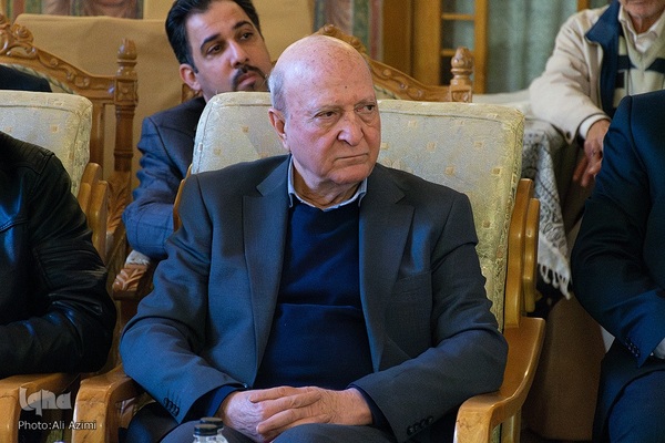 دیدار استاندار اصفهان با پیشوایان مذهبی ادیان توحیدی