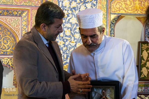 دیدار استاندار اصفهان با پیشوایان مذهبی ادیان توحیدی