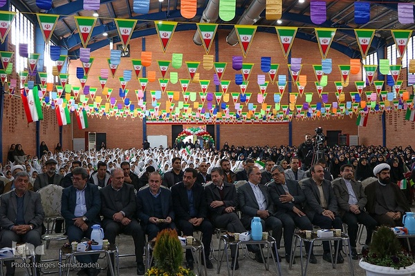 ویژه‌برنامه زنگ انقلاب در اصفهان