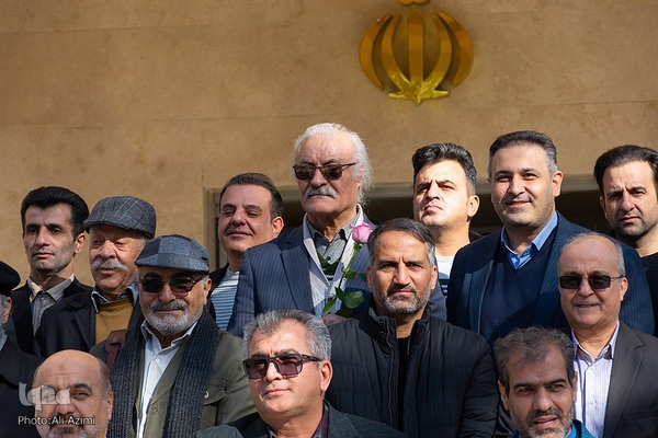 افتتاحیه معنوی پانزدهمین جشنواره فیلم فجر در اصفهان