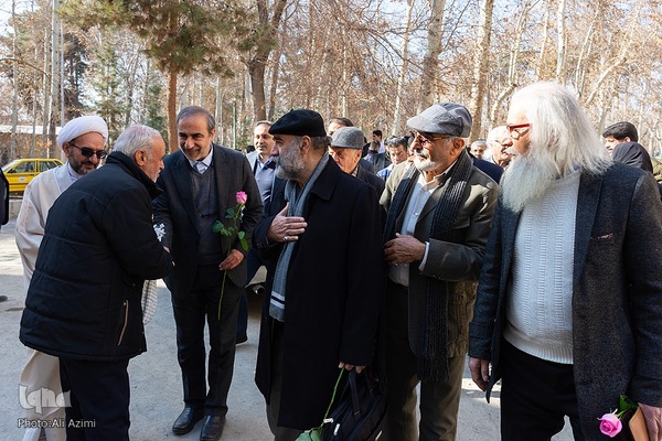 افتتاحیه معنوی پانزدهمین جشنواره فیلم فجر در اصفهان