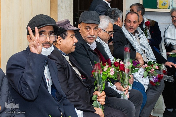 افتتاحیه معنوی پانزدهمین جشنواره فیلم فجر در اصفهان