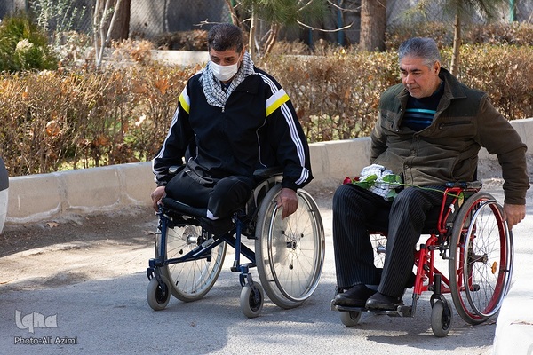 افتتاحیه معنوی پانزدهمین جشنواره فیلم فجر در اصفهان