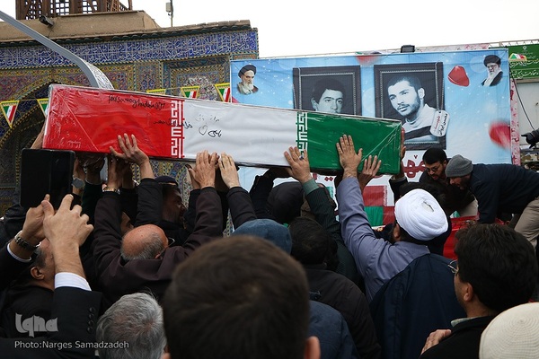 گلباران مزار مطهر شهدای اصفهان