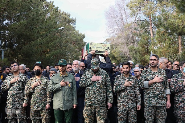 گلباران مزار مطهر شهدای اصفهان