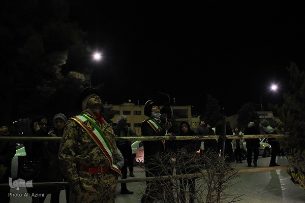 نورافشانی آسمان اصفهان در شب ۲۲ بهمن
