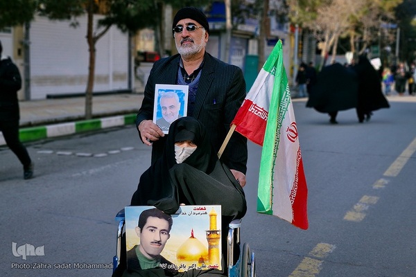 تجلی حضور کاشانی‌ها در راهپیمایی ۲۲ بهمن